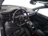 Certified 2024 Porsche Macan image 4