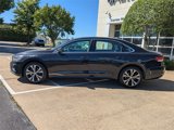 Used 2022 Volkswagen Passat 2.0T SE image 2