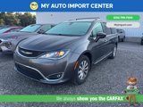 Used 2017 Chrysler Pacifica Touring-L image 3