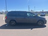 Used 2017 Dodge Grand Caravan GT image 2