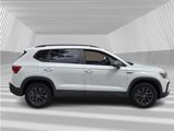 Used 2022 Volkswagen Taos S image 2