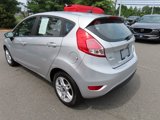 Used 2017 Ford Fiesta SE image 5