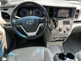 Used 2015 Toyota Sienna XLE image 2