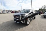 Used 2022 GMC Yukon SLT w/ SLT Premium Package image 2