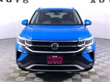 Used 2022 Volkswagen Taos SEL w/ Panoramic Sunroof Package image 2