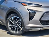 Used 2022 Chevrolet Bolt EUV Premier w/ Sun & Sound Package image 4