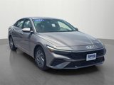 Used 2024 Hyundai Elantra Blue image 3