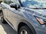 Used 2021 Nissan Rogue Platinum image 3