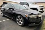 Used 2018 Honda Accord Touring image 2