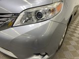 Used 2017 Toyota Sienna AWD image 2