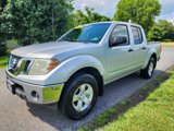 Used 2011 Nissan Frontier SV image 2