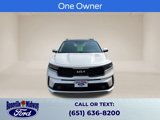 Used 2022 Kia Sorento EX w/ Panoramic Sunroof Package image 3