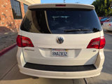 Used 2012 Volkswagen Routan SE image 5