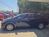 Used 2022 Nissan Versa S image 2