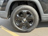 Certified 2018 Jeep Compass Latitude w/ Cold Weather Group image 5