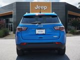 Used 2020 Jeep Compass Latitude image 4