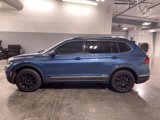 Used 2020 Volkswagen Tiguan SE w/ Panoramic Sunroof Package image 5