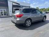 Used 2017 Nissan Pathfinder SL w/ Trailer Tow Package image 3