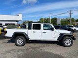 Used 2023 Jeep Gladiator Sport image 2