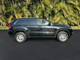 Used 2019 Jeep Grand Cherokee Laredo image 4