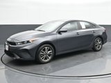 Used 2022 Kia Forte LXS image 2