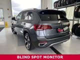 Used 2022 Volkswagen Taos SEL image 3