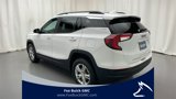 Used 2022 GMC Terrain SLE w/ Driver Convenience Package image 4