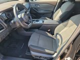 Used 2023 Nissan Rogue SV image 5