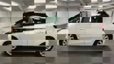 Used 2017 Toyota Yaris L image 5