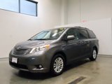 Used 2016 Toyota Sienna XLE image 3