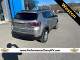 Used 2022 Jeep Compass Latitude image 3