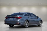 Used 2022 Toyota Avalon Touring image 3