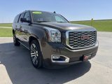 Used 2020 GMC Yukon XL Denali w/ Denali Premium Package image 4