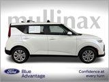 Used 2022 Kia Soul LX image 2