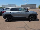 Used 2021 Chevrolet TrailBlazer LT w/ Driver Confidence Package image 2