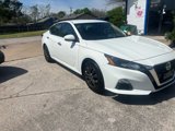 Used 2022 Nissan Altima 2.5 S image 2