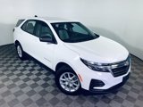 Used 2023 Chevrolet Equinox LS image 2