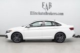 Used 2024 Volkswagen Jetta SE w/ Panoramic Sunroof Package image 2