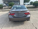 Used 2022 Toyota Camry SE image 5