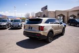 Used 2021 Kia Sorento S w/ Panoramic Sunroof Package image 3