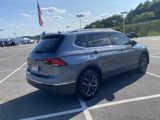 Used 2022 Volkswagen Tiguan SE image 5