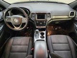 Used 2021 Jeep Grand Cherokee Laredo image 2