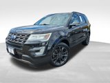 Used 2017 Ford Explorer XLT w/ Equipment Group 202A image 3