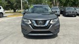 Used 2019 Nissan Rogue SV image 2