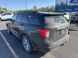 Used 2022 Ford Explorer XLT w/ Equipment Group 202A image 3