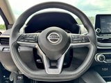 Used 2021 Nissan Altima 2.5 SV image 3