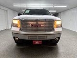 Used 2011 GMC Sierra 2500 SLE image 2