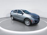 Used 2023 Chevrolet Equinox LT image 2