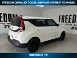 Used 2021 Kia Soul LX image 3