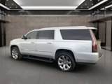 Used 2019 Cadillac Escalade ESV Luxury image 4